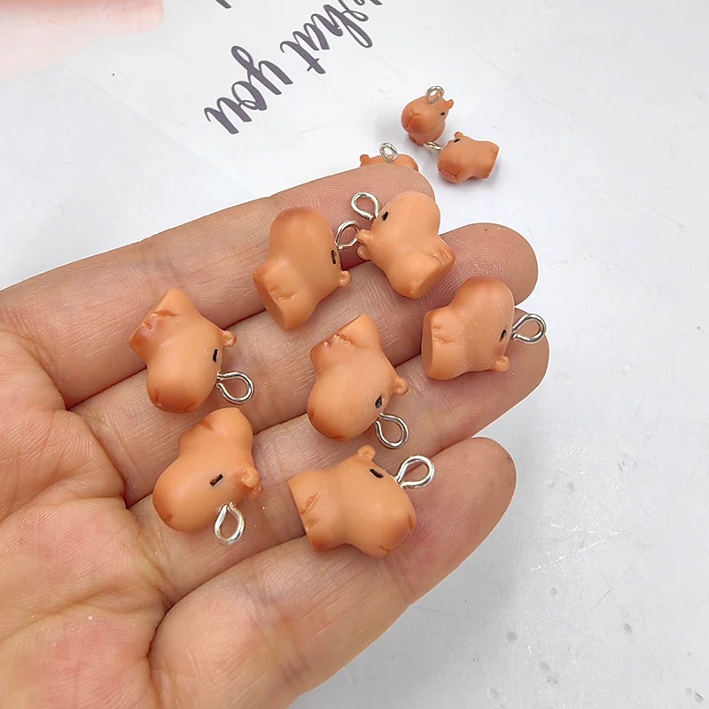 Resin Craft Projects - 10 adet Sevimli Küçük Kapibara Takılar